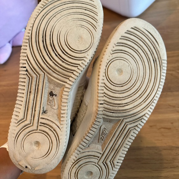 Nike Air Force shoes, woman’s size 8.5 - Picture 2 of 4